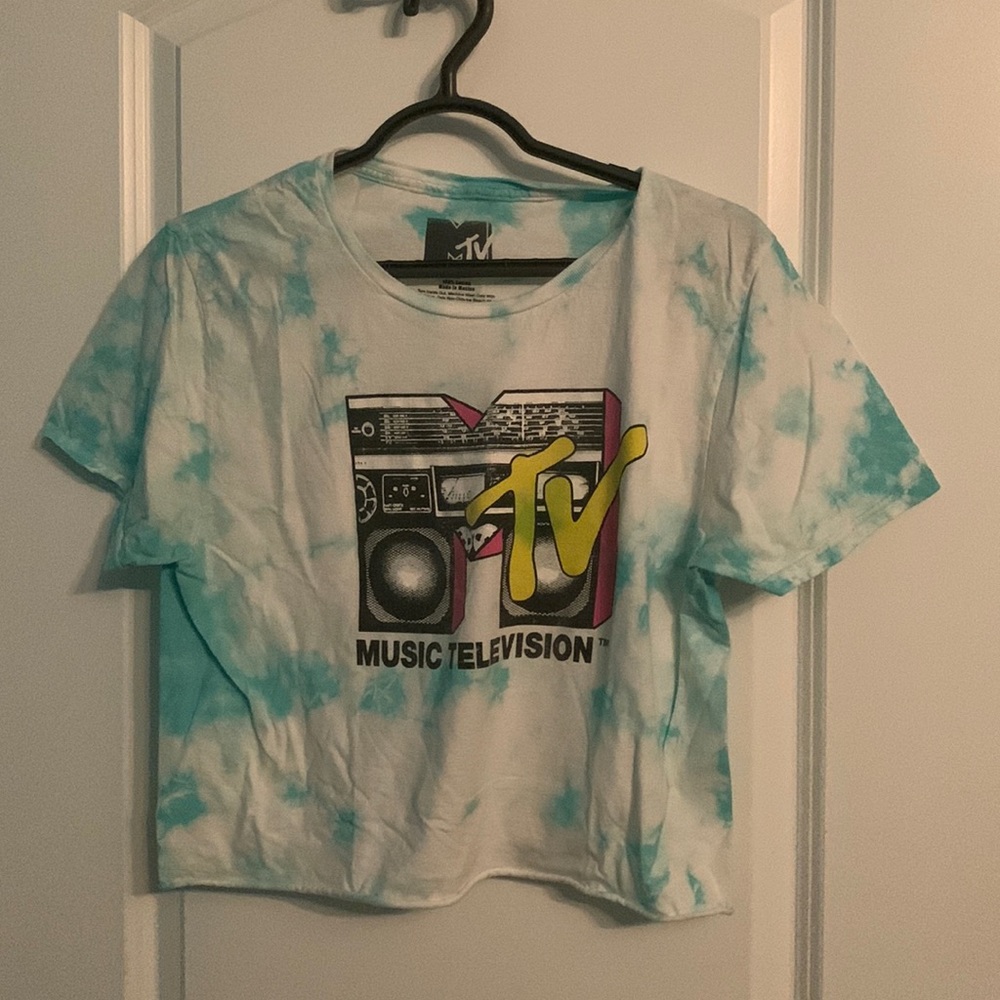 MTV tie die crop top